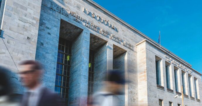 Milano, manca il personale:  dal 15 maggio l’ufficio Gip solo per i “servizi essenziali”