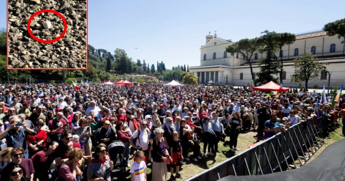 Spari al 25 Aprile,  caccia al pistolero: i video della fuga