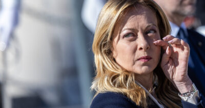 Copertina di Meloni interviene in difesa di Nordio: “Mi fido, escludo le sue dimissioni. Sono emersi nuovi elementi, servono altri accertamenti”