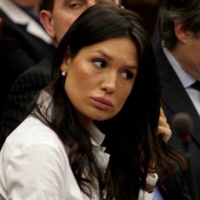 Copertina di Dalla causa per l’adozione in Uruguay alla smentita degli ospedali italiani: tutti i buchi della difesa di Minetti. La nuova inchiesta che può far ribaltare il parere