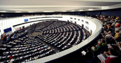 Copertina di l’Unione Europea chiede leggi sul consenso