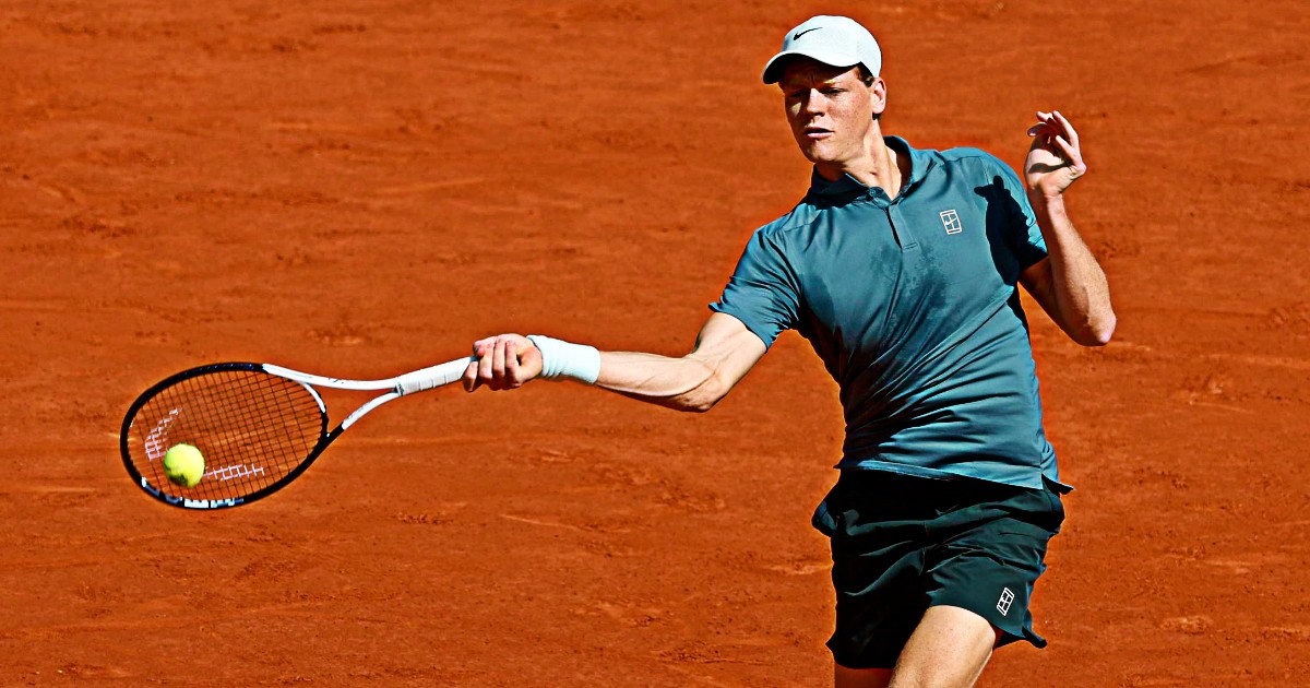 Sinner batte Norrie: è ai quarti a Madrid. La polemica sugli orari: “Dobbiamo sistemare la programmazione”