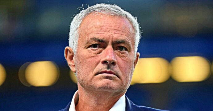 “Mi sono fatto un’idea. In Portogallo si dice che non c’è il fumo senza il fuoco”: Mourinho sull’inchiesta arbitri