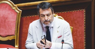 Copertina di Il governo conta gli spiccioli: in Cdm  vanno i sussidi per il diesel e i camion