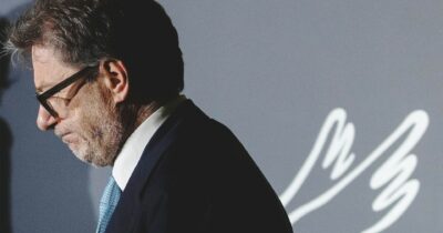 Copertina di Riarmo, la destra va in tilt:  ora vota contro  Giorgetti