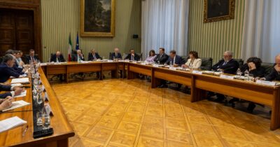 Copertina di Tre gip per gli arresti, Nordio incontra l’Anm e conferma il rinvio della riforma: “Nessuno è tenuto all’impossibile”