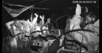 Global Sumud Flotilla, imbarcazioni abbordate al largo di Creta. Il racconto del nostro inviato: "Siamo fuggiti per metterci in salvo"