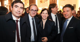 Copertina di Il campo largo sposta il suo baricentro sempre più verso Conte: non capisco perché il centro lo insegua