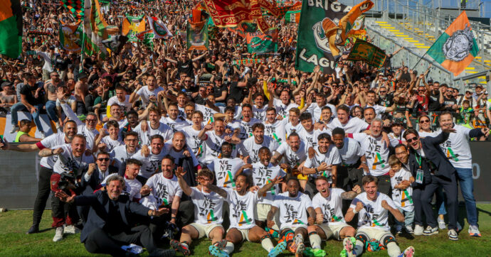 Le prime sentenze della Serie B: Venezia fa festa, folle lotta per non retrocedere | La nuova classifica a una giornata dal termine