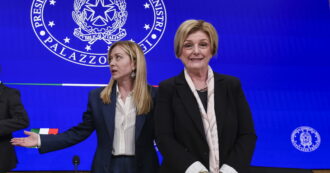 Copertina di Decreto lavoro, che cos’è il “salario giusto”? Cambia qualcosa per chi guadagna troppo poco? Tutti i dubbi e le risposte