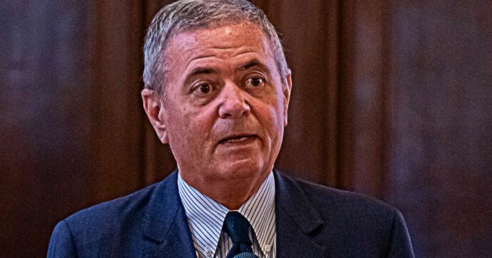 Ezio Mauro difende Buttafuoco e la Biennale sulla Russia: “Non si può pretendere faccia politica per conto del governo”