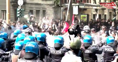 Copertina di Gli autonomi si staccano dal corteo di Torino, scontri con la polizia davanti all’ex centro sociale Askatasuna