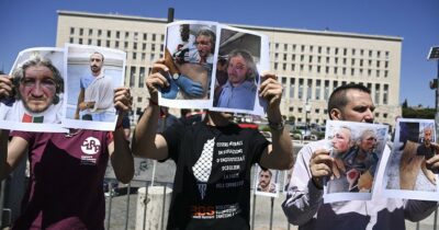 Copertina di Flotilla, i due leader in Israele per gli interrogatori. Ricorso alla Cedu contro Roma: "Doveva proteggere Àvila e Abukeshek, sono stati prelevati da una nave italiana"