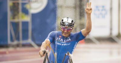 Copertina di Alex Zanardi: “Il mio segreto: sono diventato immune dalle mie debolezze”