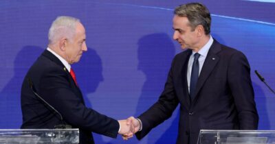 Copertina di Flotilla, i rapporti con Tel Aviv sulla difesa e l’energia dietro i silenzi di Atene