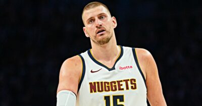 Copertina di NBA Freestyle | Jokic non può vincere da solo. Difesa inesistente, imbarazzanti da tre: cosa non ha funzionato nei Nuggets