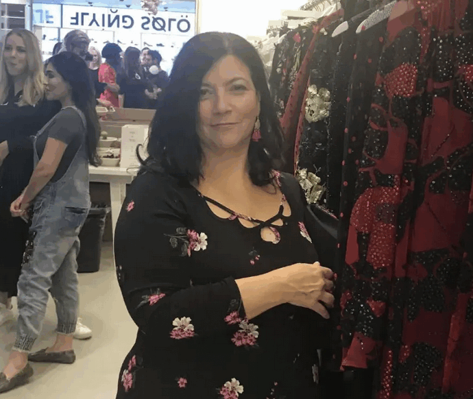 “Nome copiato per schiacciare un piccolo brand”: una designer di New York fa causa a Kim Kardashian e al suo marchio Skims