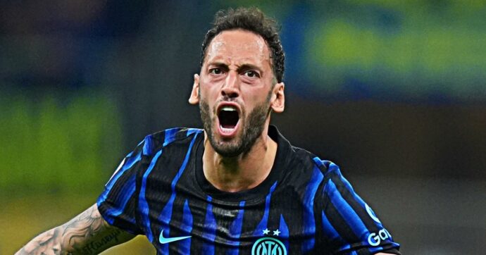 In estate sembrava in partenza, poi è tornato indispensabile: la regia di Calhanoglu dirige lo scudetto dell’Inter