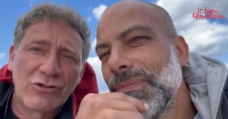 Copertina di Flotilla | Intervista a Gianfranco, che era sulla barca di Thiago e Saif: “La nave degli israeliani? Organizzata come un lager. Mi hanno costretto a pilotare la barca col fucile puntato addosso”