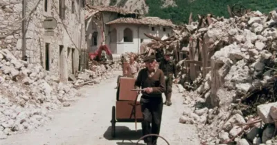 Copertina di Terremoto Friuli 1976 – La fuga di Andreotti dai “facinorosi” delle tendopoli, il vescovo eretico (“fabbriche e case prima delle chiese”) e la ricostruzione modello gestita dai sindaci