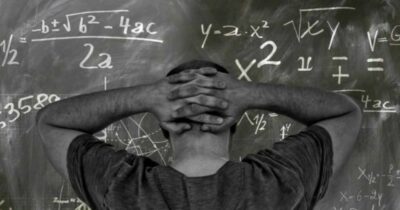 Copertina di “Stati Uniti sull’orlo della legge marziale”, anche i matematici contro Trump: boicottaggio e petizione per non partecipare al congresso di Filadelfia
