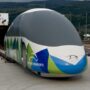 Copertina di A Trento nasce il primo taxi ferroviario al mondo: “Va a cento all’ora e costa poco: attivo entro il 2030. E non chiamatelo treno”