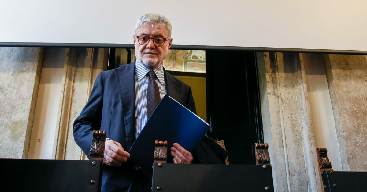 https://st.ilfattoquotidiano.it/wp-content/uploads/2026/05/05/Imagoeconomica_2644859-1200x630.jpg