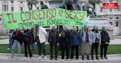 Copertina di “Con la parola dissenso si rendono i corpi delle donne ‘disponibili fino a prova contraria’”: attiviste di nuovo in piazza contro il Ddl stupri