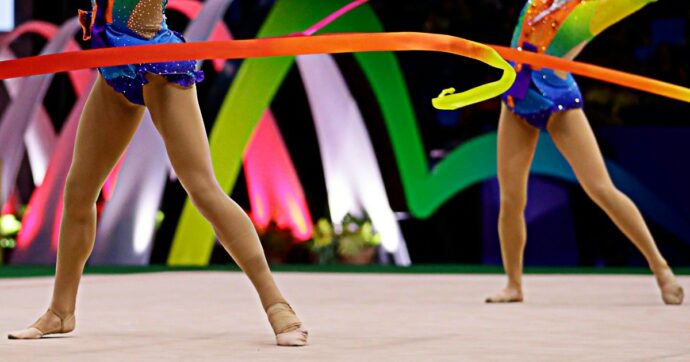 “Stupide”, “teste di ca**o”: l’allenatrice di ginnastica Livia Ghetti sospesa per 2 anni. Nel 2023 lanciò una petizione a sostegno di Maccarani