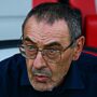 Copertina di Derby di Roma alle 12:30, Sarri attacca tutti: “Vado in panchina, poi mi alzo e me ne vado”