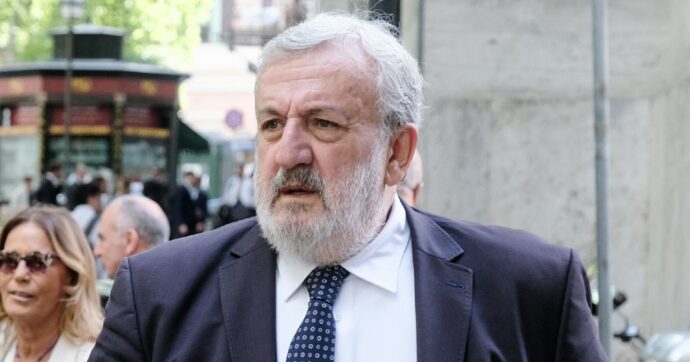 Emiliano, il Csm boccia la consulenza in Puglia