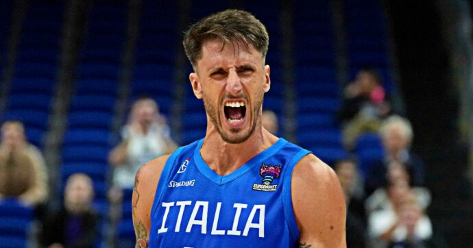 Achille Polonara, il sorriso di chi ha voluto vedere oltre la malattia. Lo scudetto, il primo tumore, la famiglia Italbasket: il racconto della sua carriera