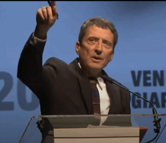 “La Biennale selezione le opere, non i passaporti”: il discorso di Buttafuoco a Venezia dopo le polemiche e lo scontro con Giuli