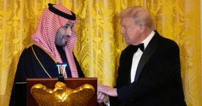 Copertina di Per fare la guerra all’Iran Trump ha allontanato l’Arabia Saudita: “A Riyad servono alleanze alternative e può trovarle nella Cina”