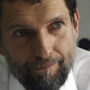 Copertina di Il dissidente turco Osman Kavala, condannato all’ergastolo, riceve il Premio Libertà 2025. Amnesty: “Accanimento giudiziario”