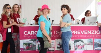 Copertina di Race for the Cure a Roma, l’impegno di Komen Italia: “Portiamo la prevenzione dei tumori al seno nei luoghi dimenticati di carceri e periferie. Abbiamo fatto tanto, ma non è abbastanza. Un progetto anche per le donne caregiver”