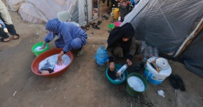 Copertina di A Gaza anche gli assorbenti sono introvabili. La guerra passa dal corpo delle donne