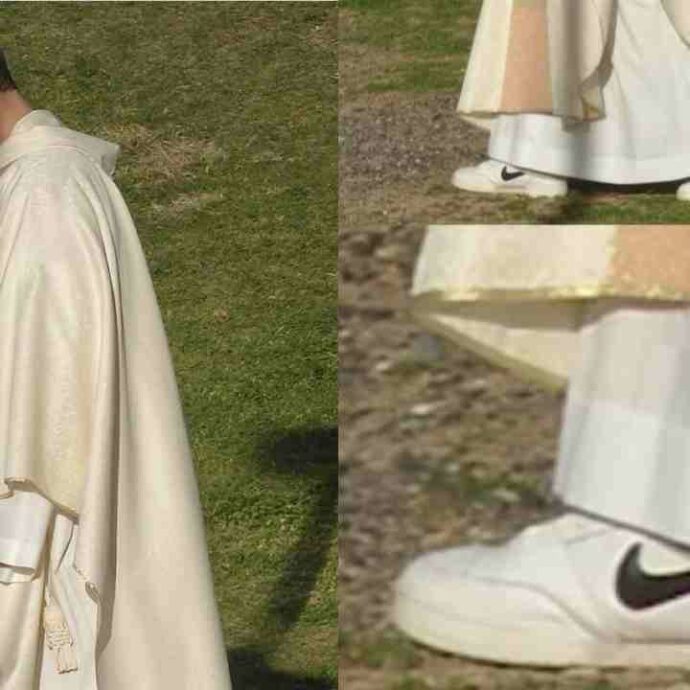 Se il diavolo veste Prada, il Papa veste Nike: le sneaker di Leone XIV nel documentario diventano virali e fanno impazzire il web