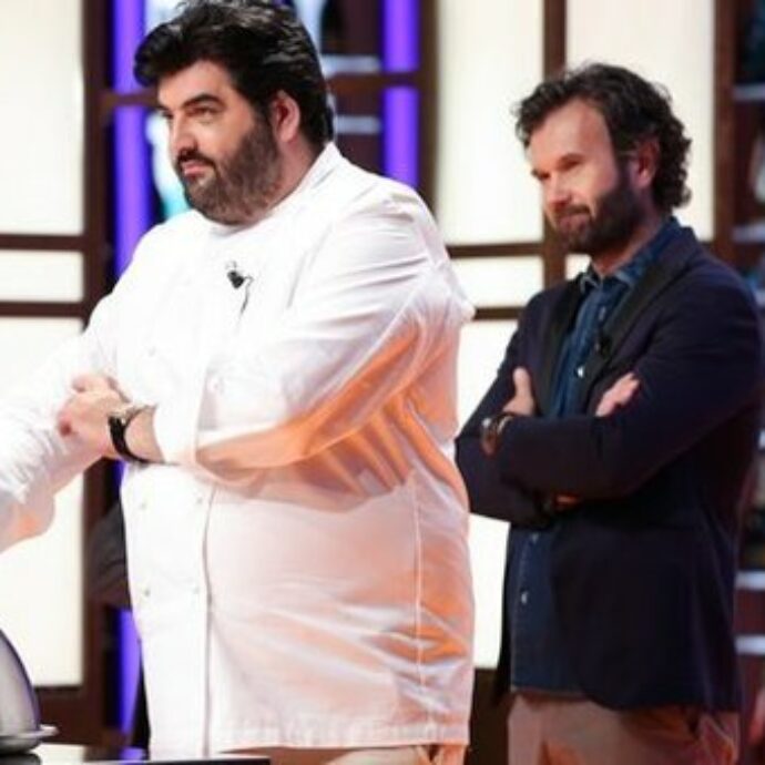 Carlo Cracco: “Antonino Cannavacciuolo è un gigante, in tutti i sensi. Era quello che mancava a MasterChef. Cracco giudice era un ruolo, la persona è altra cosa”