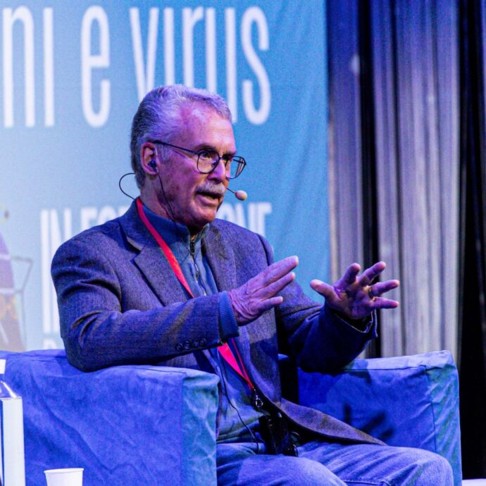 “Hantavirus? La scamperemo, ma siamo meno preparati di prima del Covid e ci sono altre minacce virali che stanno uccidendo molte più persone”: l’avvertimento di David Quammen