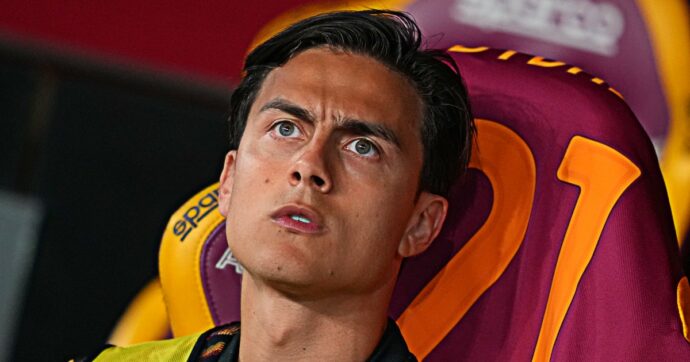“Vorrei sapere anche io qualcosa del mio futuro. Nessuno mi ha cercato, io ho la mia idea”: Dybala contro la Roma