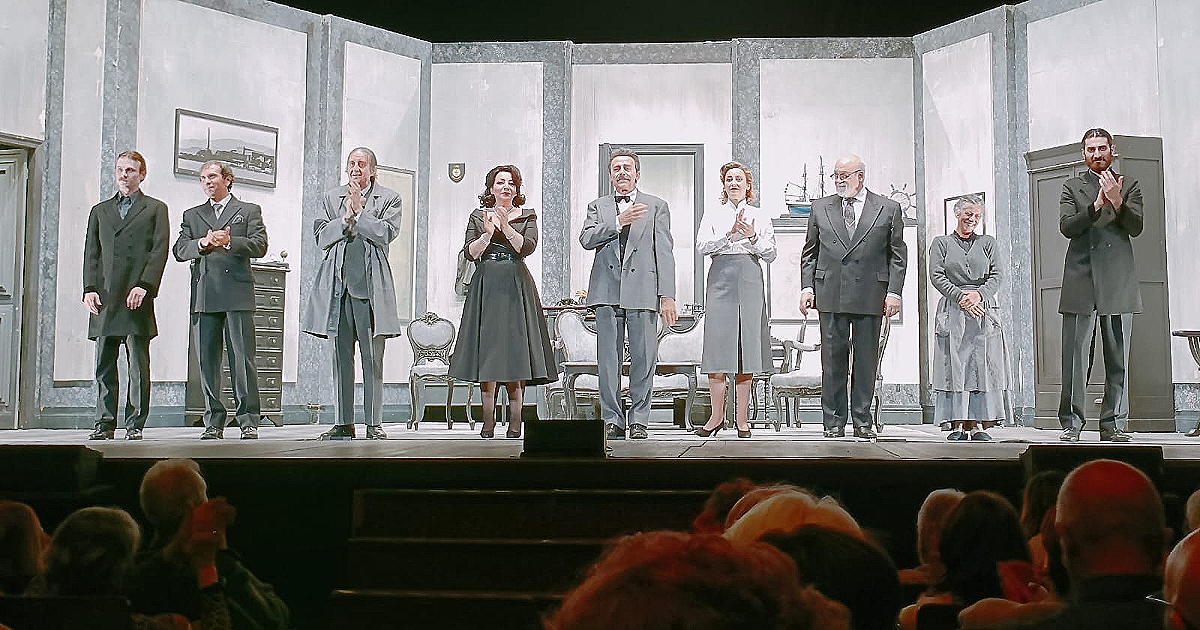 tullio solenghi conclude il suo viaggio nel teatro di govi con colpi di timone al teatro carcano di milano da Ilfattoquotidiano.it tullio solenghi conclude il suo viaggio nel teatro di govi con colpi di timone al teatro carcano di milano