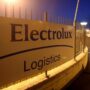 Copertina di Electrolux: 1.700 esuberi su 4mila addetti in Italia