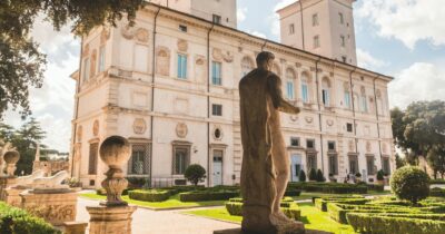 Copertina di Villa Borghese, lo scempio che piace pure a Gualtieri
