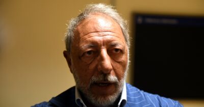 Copertina di Falso in bilancio Visibilia, l’ex azionista Giuseppe Zeno al processo: “Tradito il mercato, Santanchè è responsabile”