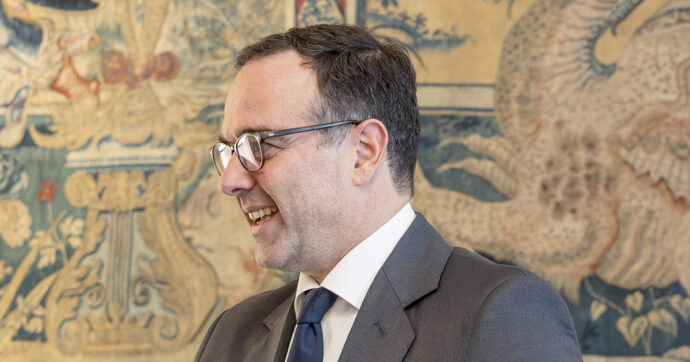 Missione. La premier vola in Grecia dall’editore di Repubblica: evento a porte chiuse con Blair