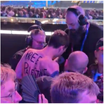 Copertina di Eurovision 2026, proteste contro Israele fuori dall’Arena e dentro: un proPal bloccato dalla sicurezza dopo l’esibizione di Noam Bettan