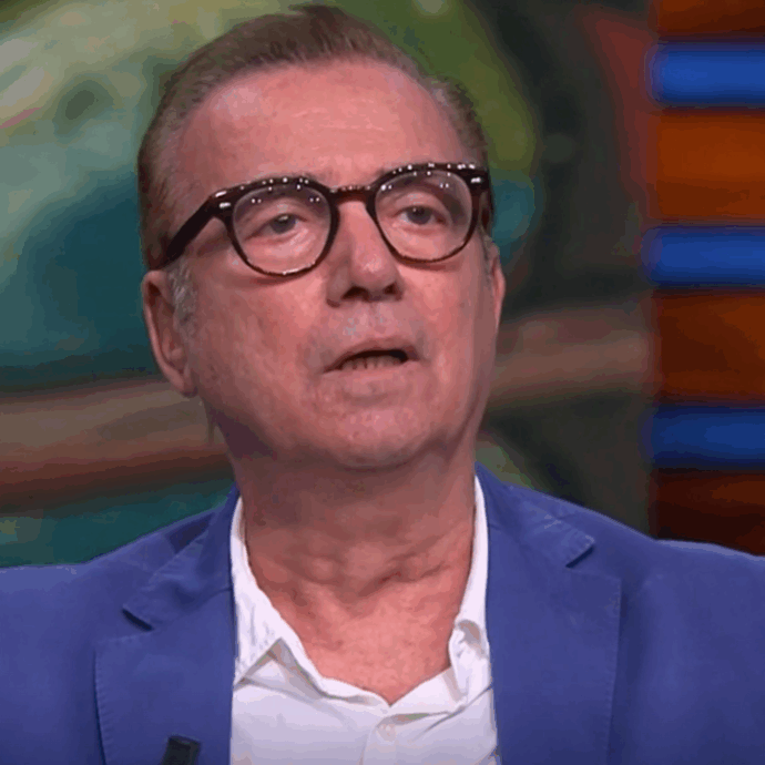 “Non mi fa più ridere Trump. Questo atteggiamento che c’è, il non parlare degli argomenti, affrontarli con una certa aggressività: nasce dall’essere fascisti”: Massimo Ghini a DiMartedì