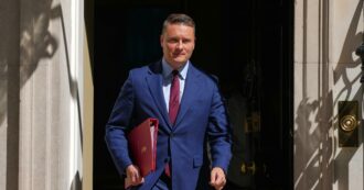 Uk, nuove dimissioni nel governo Starmer: il ministro della Salute Streeting lascia e prepara la corsa al vertice dei Labour. I possibili candidati