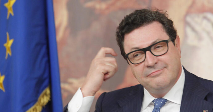 Massimo Calearo, l’imprenditore ed ex deputato Pd indagato per truffa e bancarotta: sequestrata la sua villa